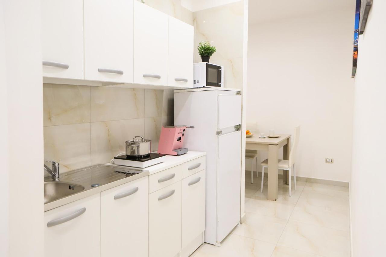 Cozy Apartment In Piazza Cavour By Wonderful Italy Неаполь Экстерьер фото
